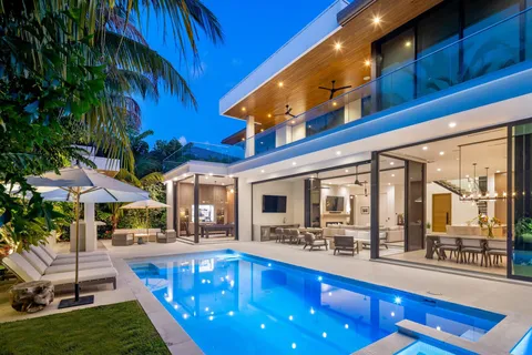 735 W Fern Drive, Boca Raton, FL MLS: R11084884