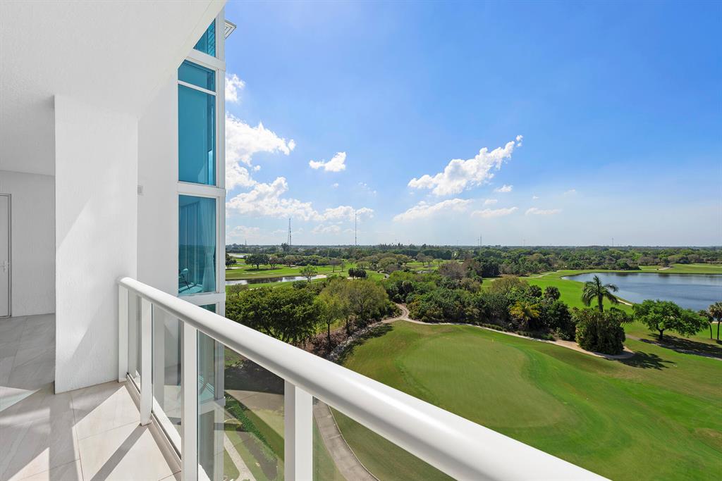 Akoya Boca West - Residential