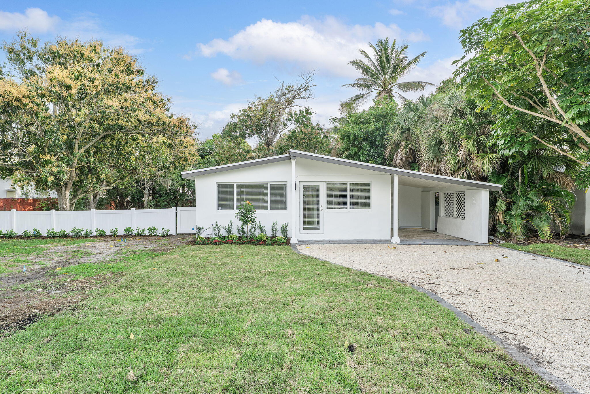 DELRAY MNR - Residential Lease