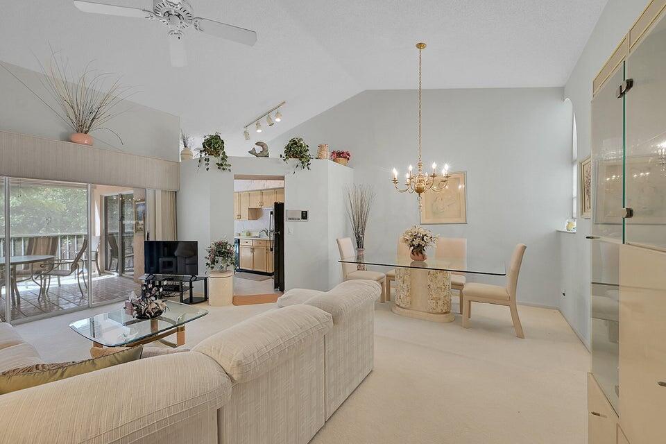 FAIRWAYS AT SOMERSET COND - Residential Lease