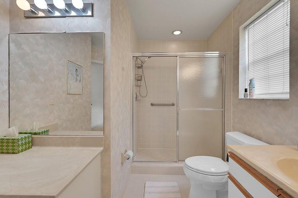 FAIRWAYS AT SOMERSET COND - Residential Lease