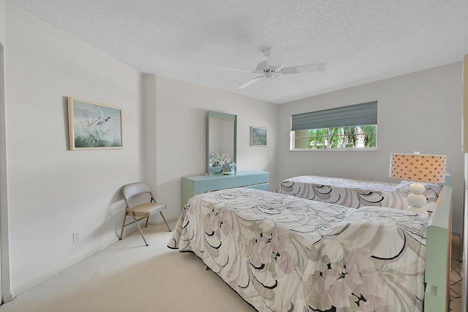 FAIRWAYS AT SOMERSET COND - Residential Lease