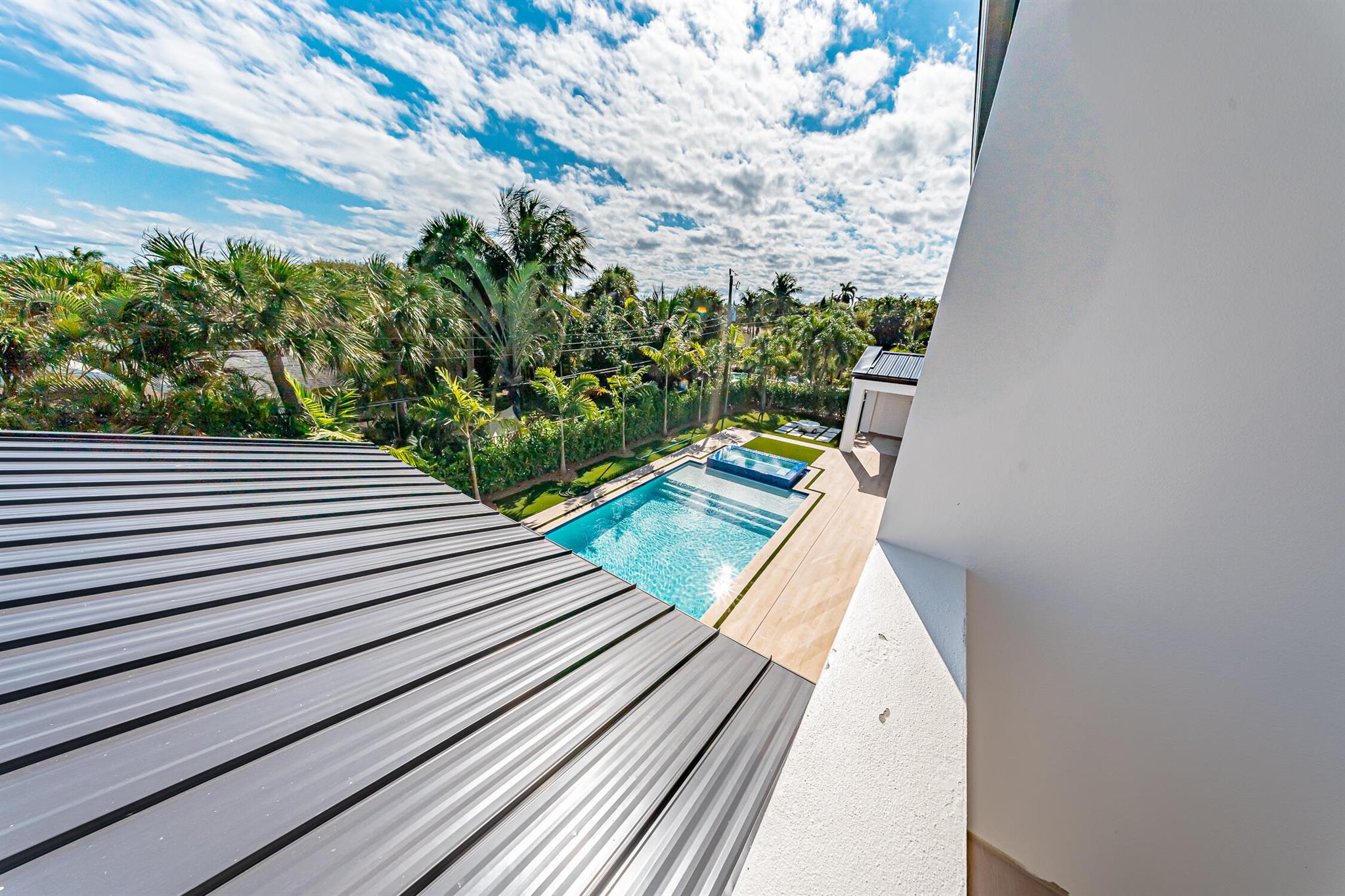 TRADE WINDS ESTATES FIRST - Residential