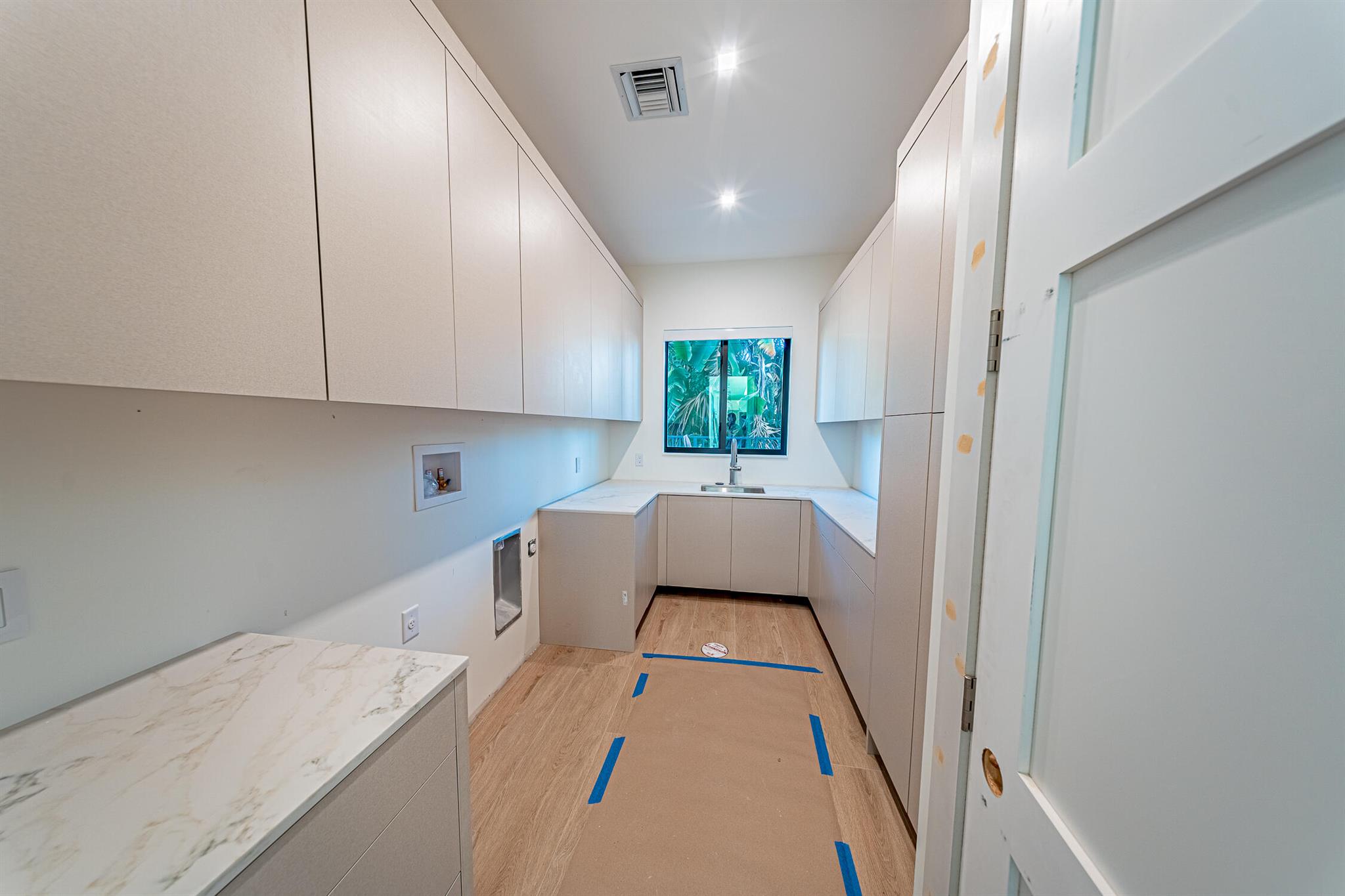 TRADE WINDS ESTATES FIRST - Residential