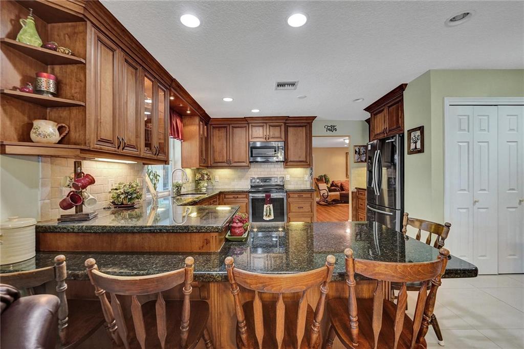 Plantation Secluded Gdns- - Residential