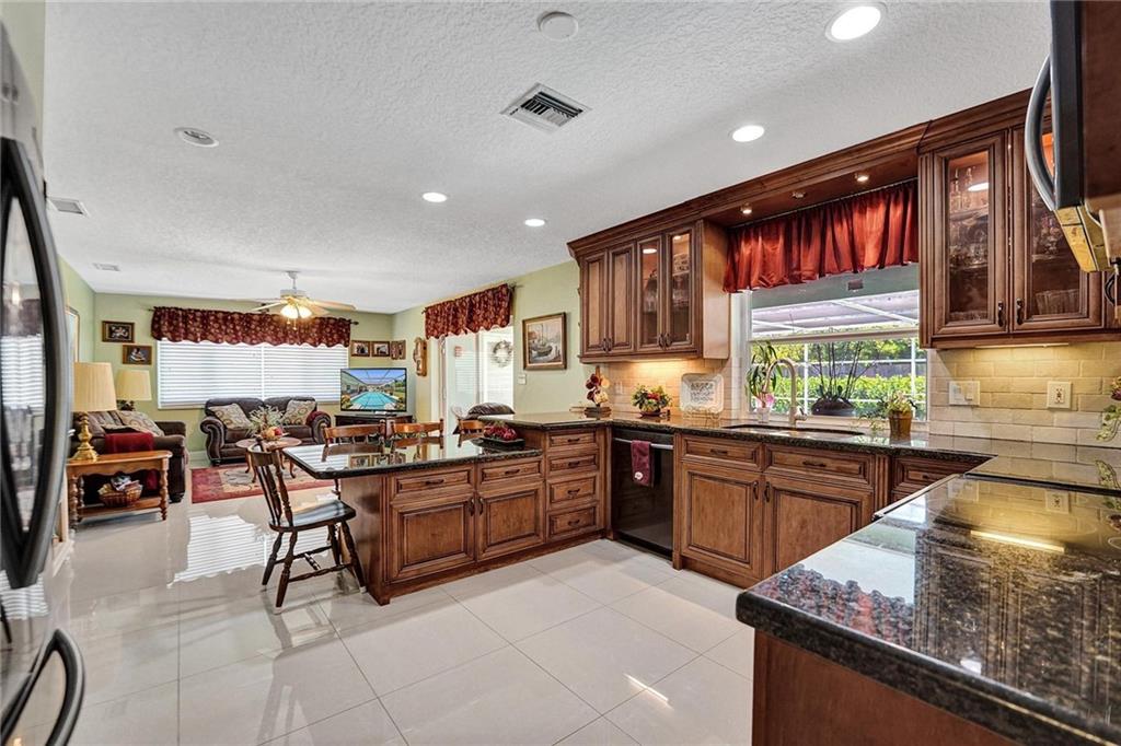 Plantation Secluded Gdns- - Residential