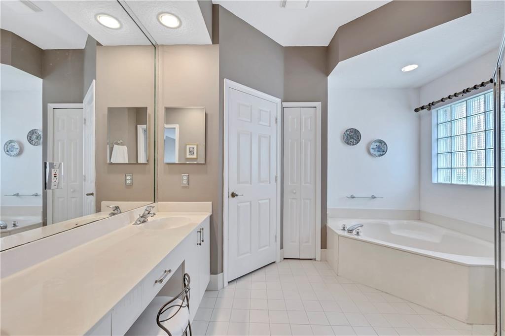 Wyndham Lakes East 159-50 - Residential