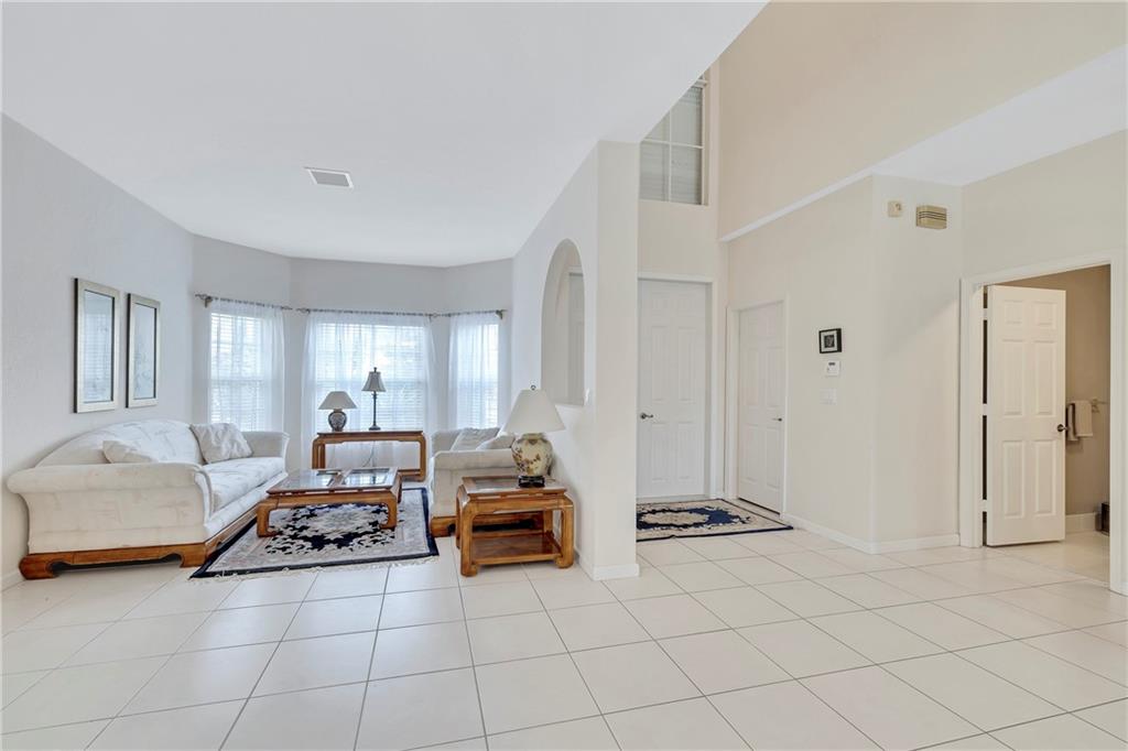 Wyndham Lakes East 159-50 - Residential