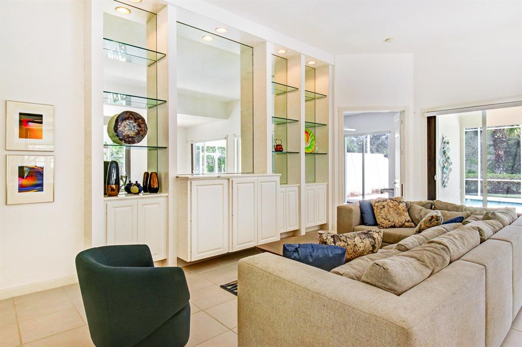 RETREAT - Residential