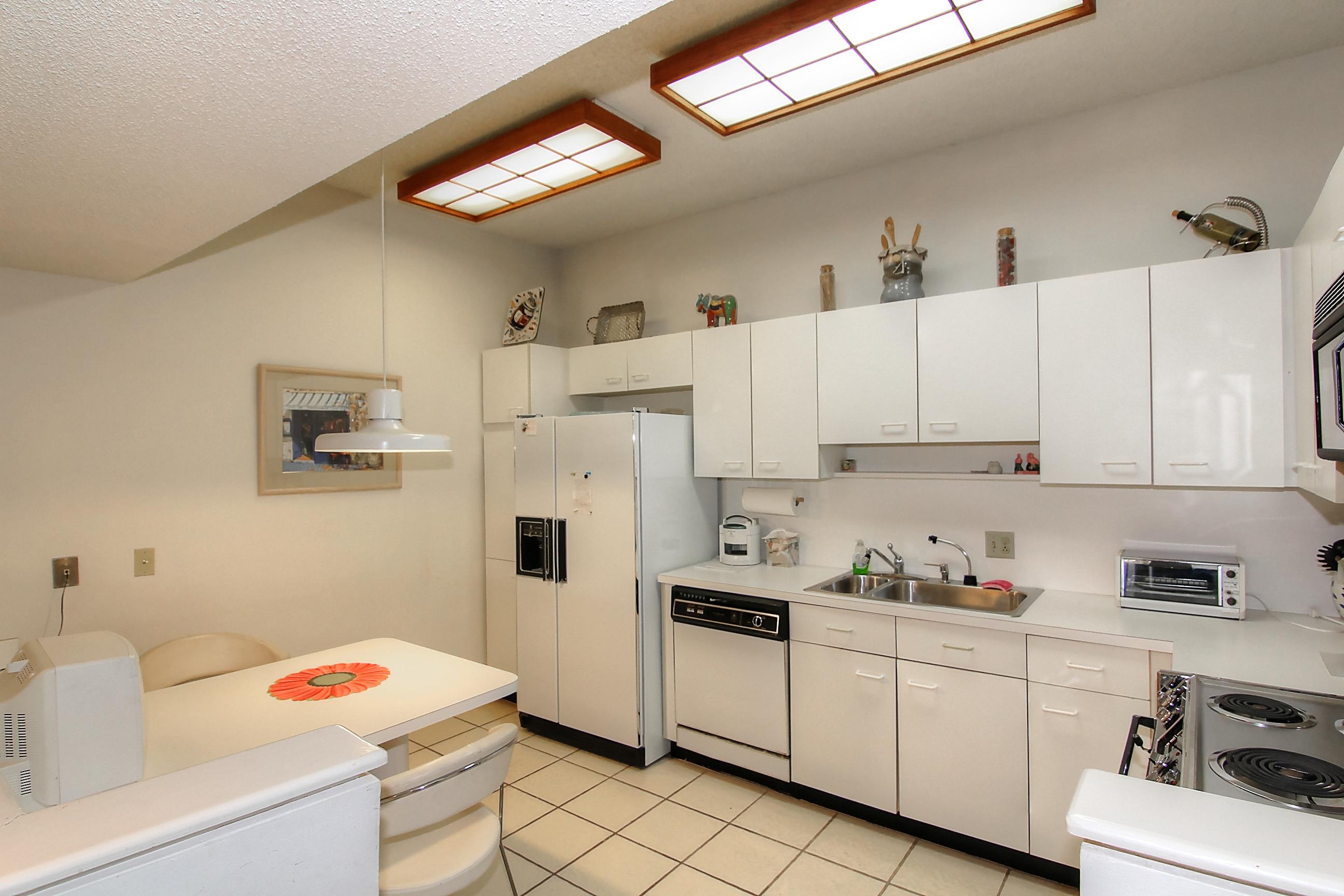 POLO CLUB / LAKE CATALINA - Residential