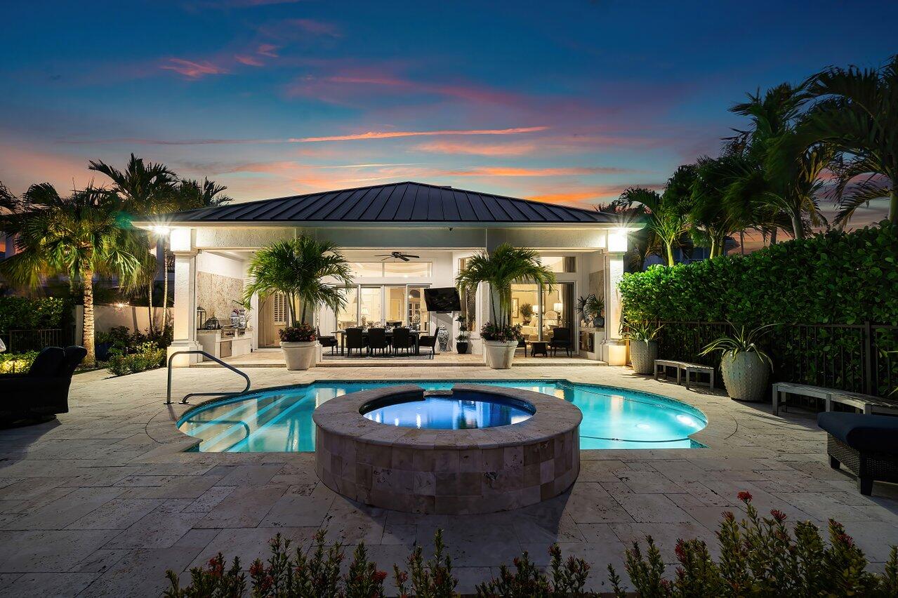 WATERS EDGE EST - Residential