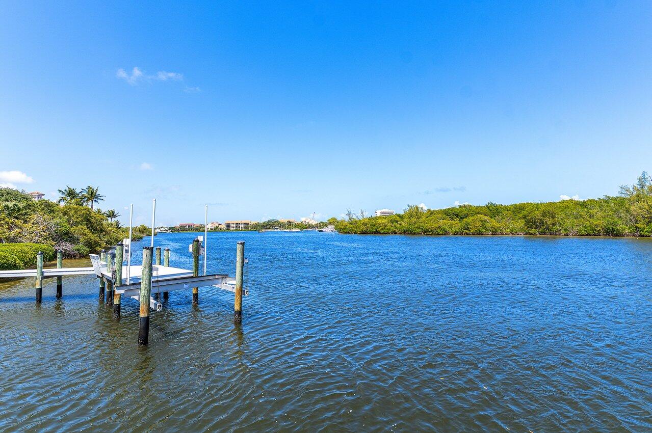 WATERS EDGE EST - Residential