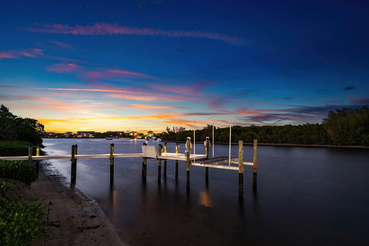 WATERS EDGE EST - Residential