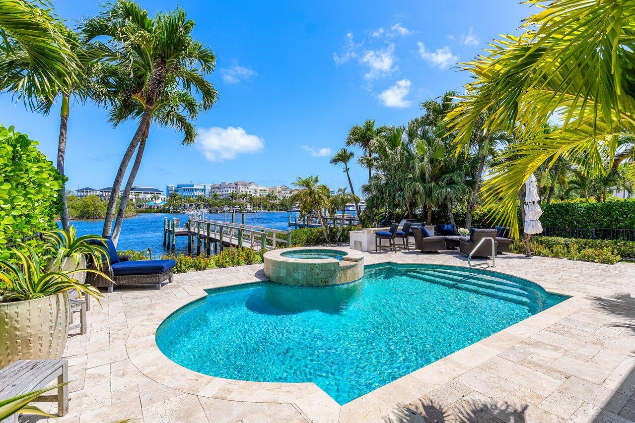 WATERS EDGE EST - Residential