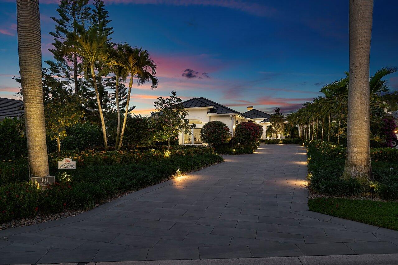 WATERS EDGE EST - Residential