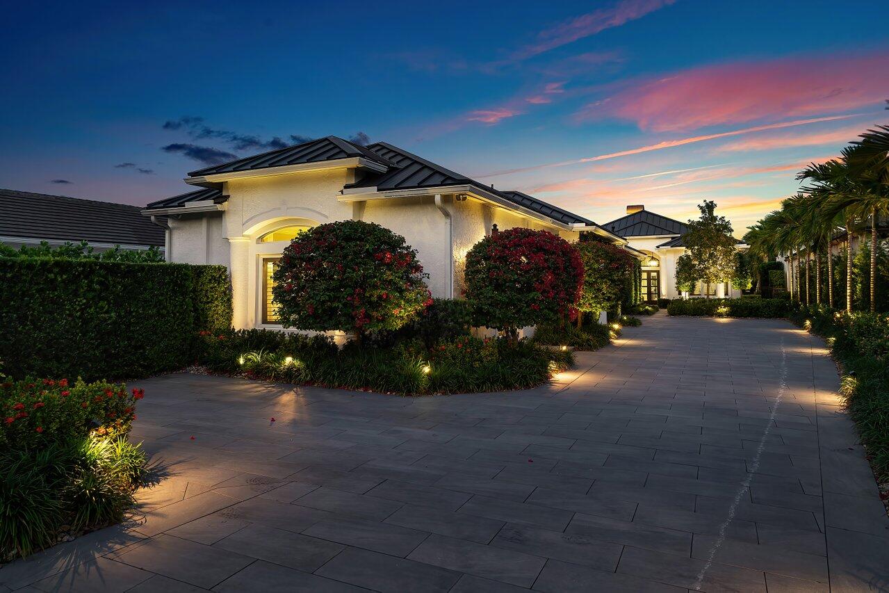 WATERS EDGE EST - Residential