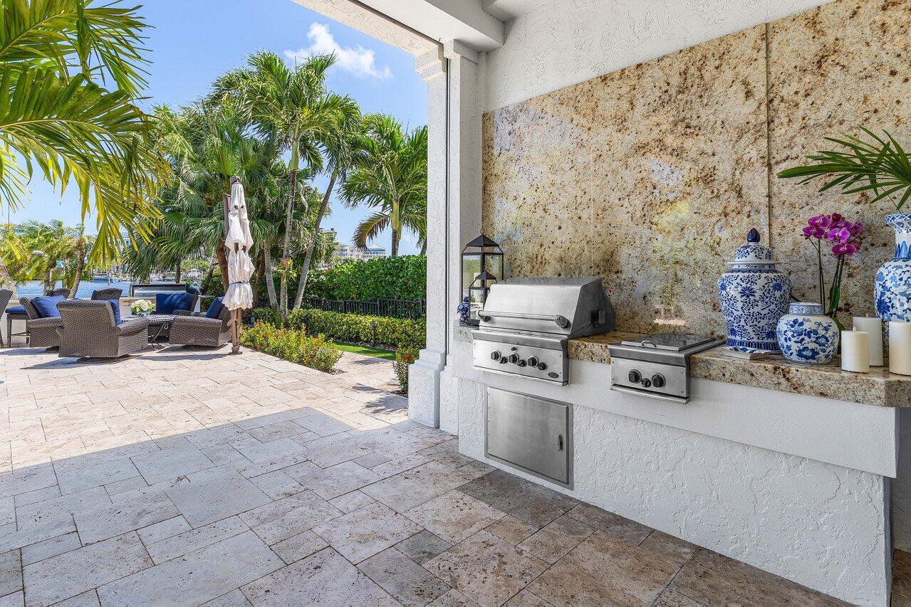 WATERS EDGE EST - Residential