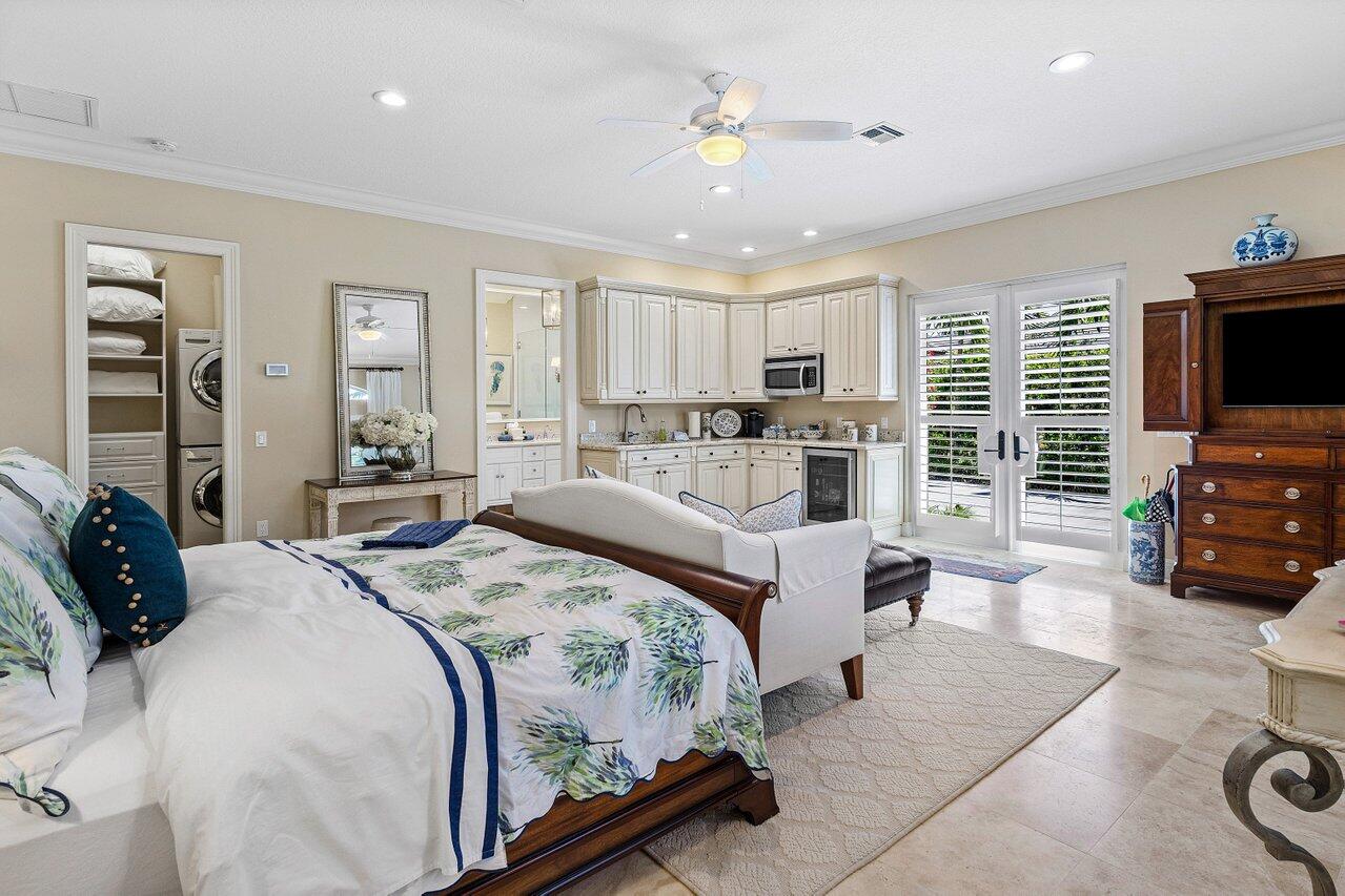 WATERS EDGE EST - Residential