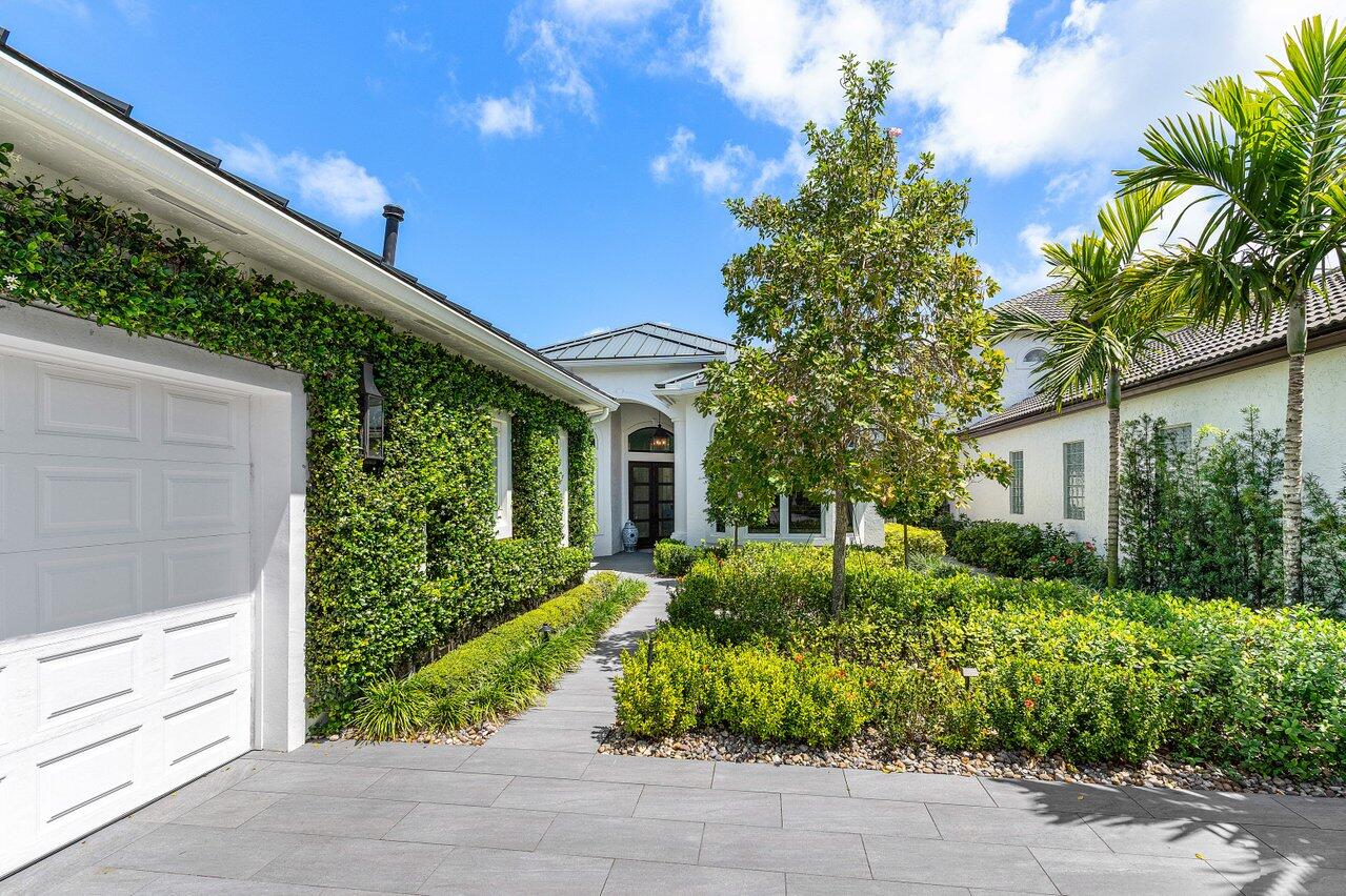 WATERS EDGE EST - Residential