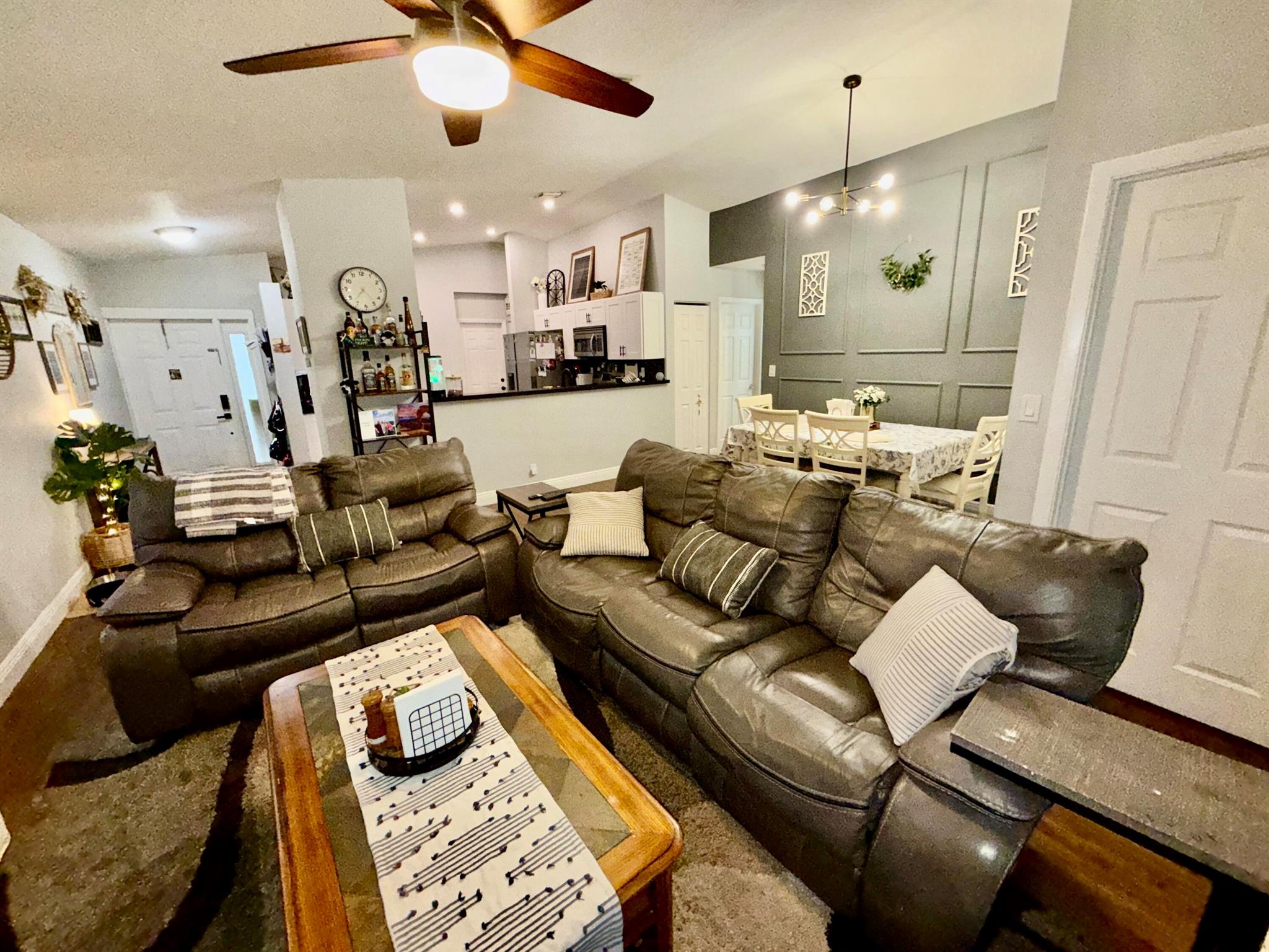 8421 SW 41st Court