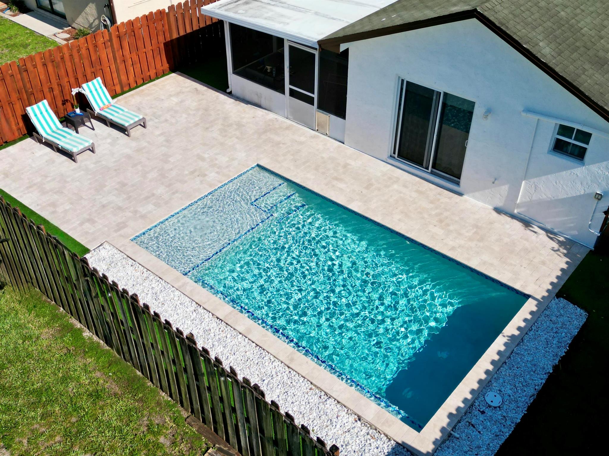 8421 SW 41st Court