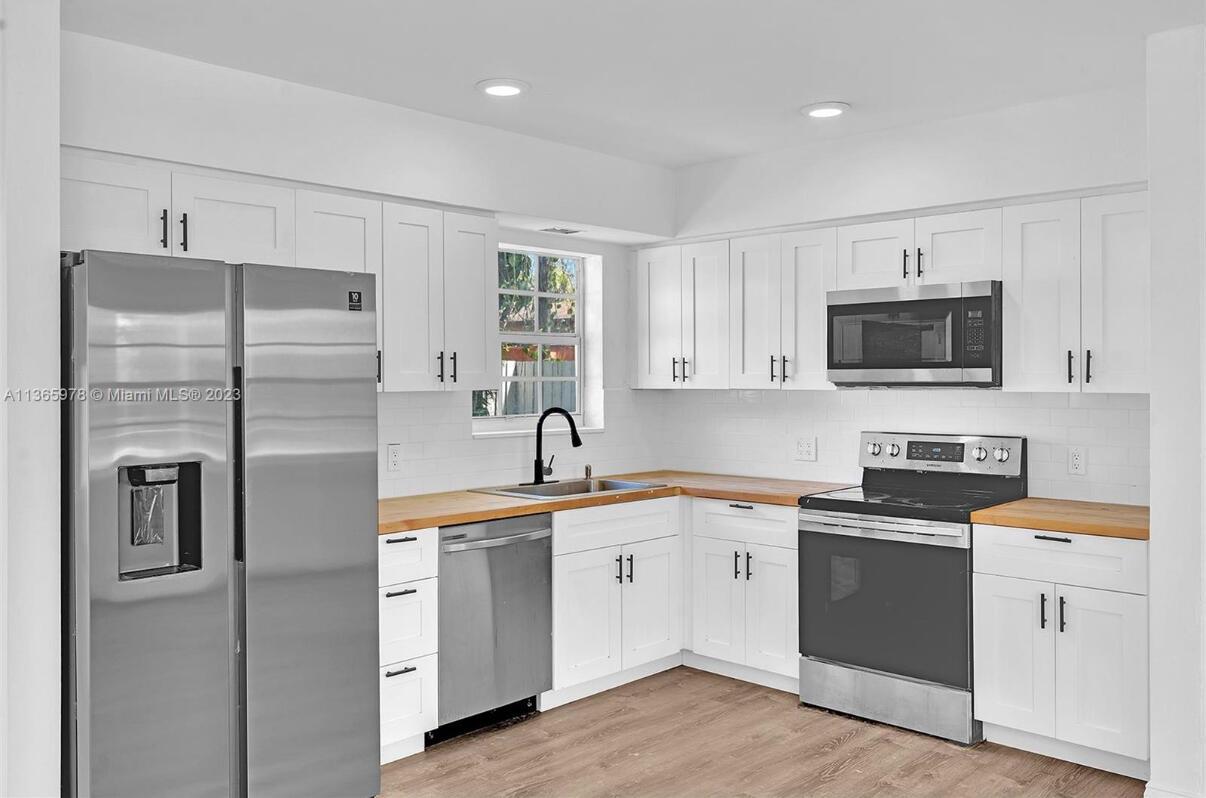 GOLF VIEW HEIGHTS - Residential