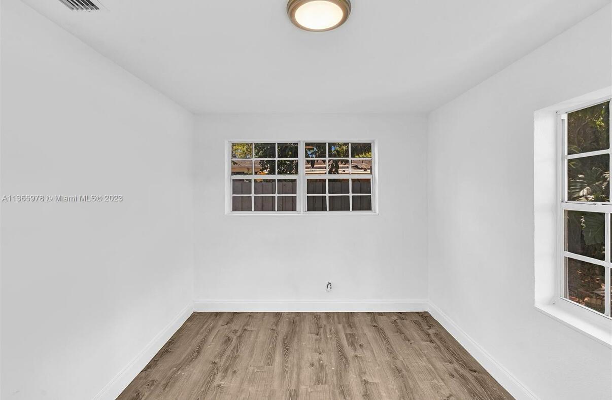 GOLF VIEW HEIGHTS - Residential