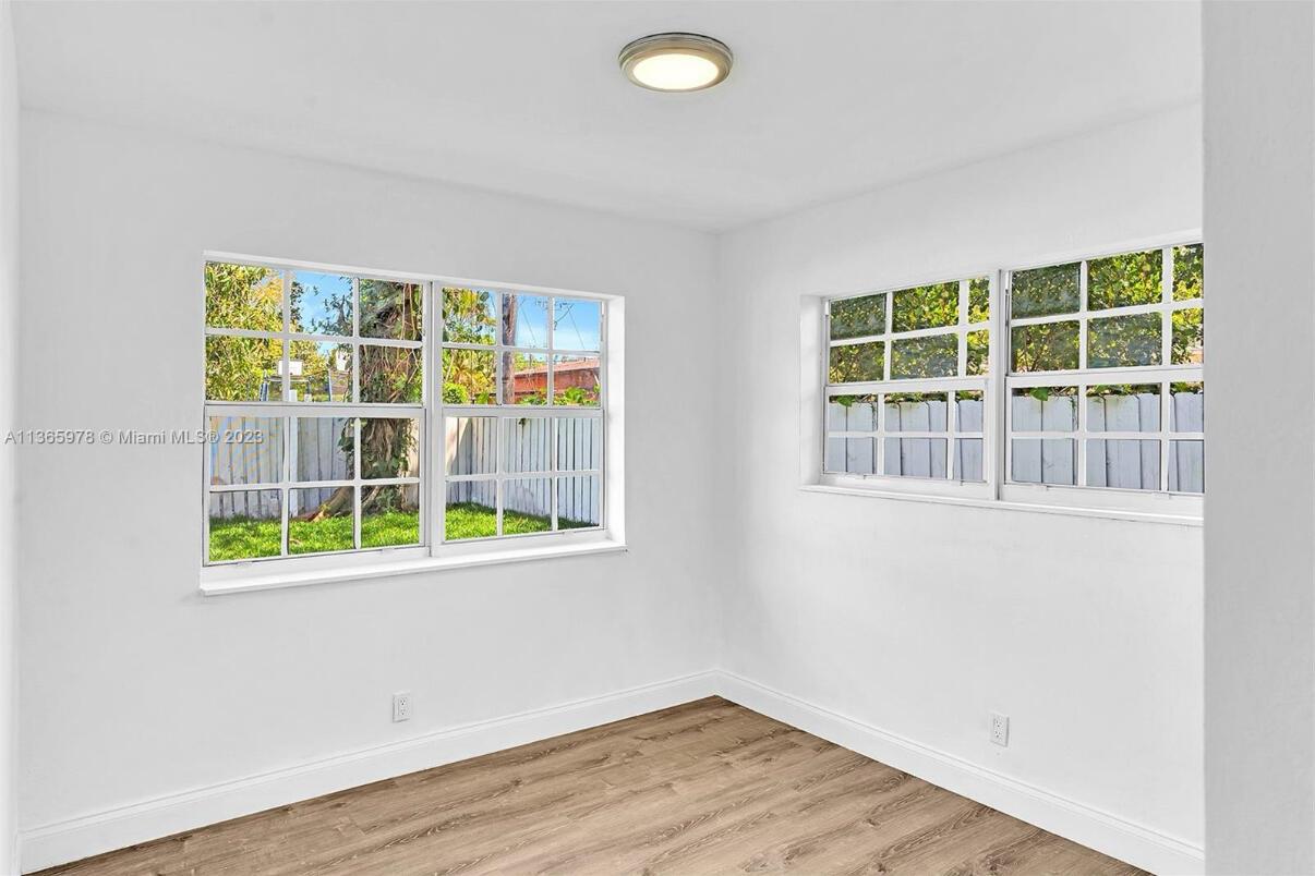 GOLF VIEW HEIGHTS - Residential