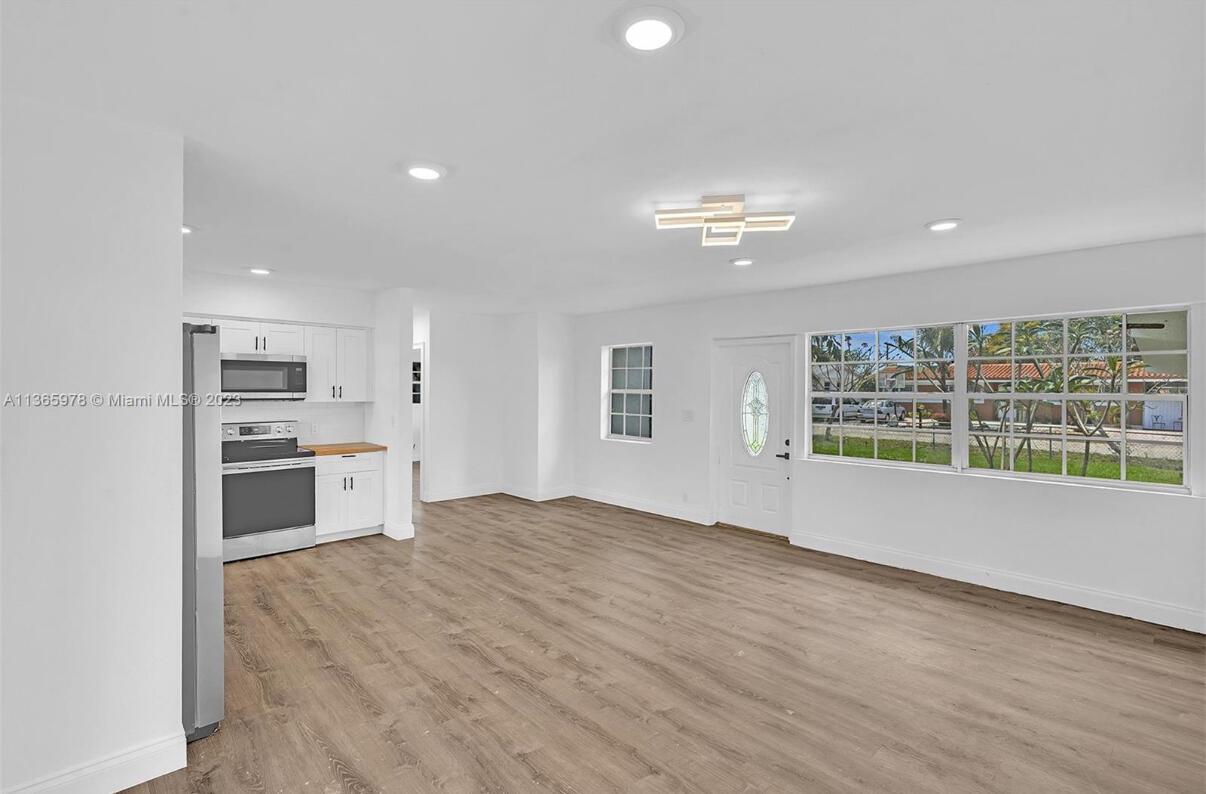 GOLF VIEW HEIGHTS - Residential