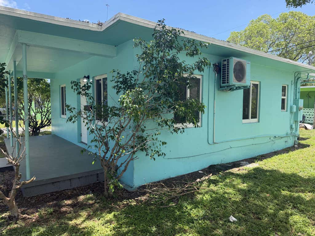 Photo of 1444 NW 4TH Street, Fort Lauderdale, FL 33311 (MLS # B26057992)
