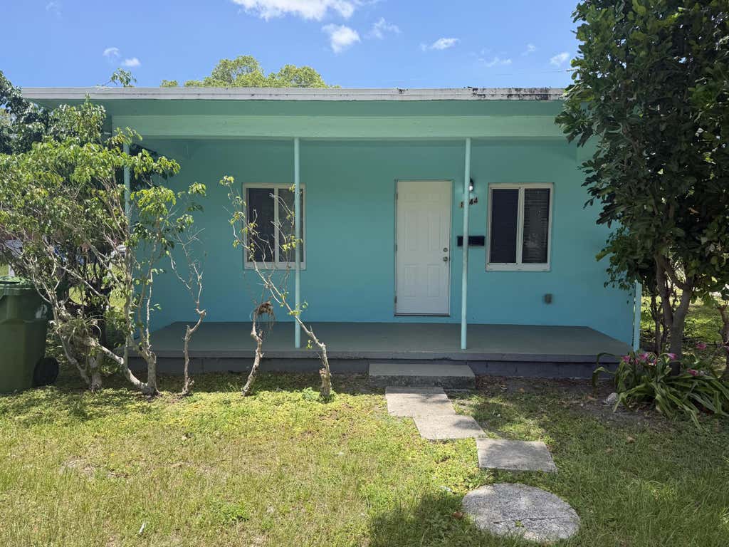 Photo of 1444 NW 4TH Street, Fort Lauderdale, FL 33311 (MLS # B26057992)