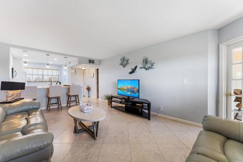 Tiny photo for 3654 Via Poinciana #504, Lake Worth, FL 33467 (MLS # B26002633)