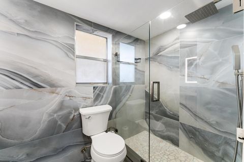 Tiny photo for 3654 Via Poinciana #504, Lake Worth, FL 33467 (MLS # B26002633)
