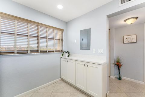 Tiny photo for 3654 Via Poinciana #504, Lake Worth, FL 33467 (MLS # B26002633)