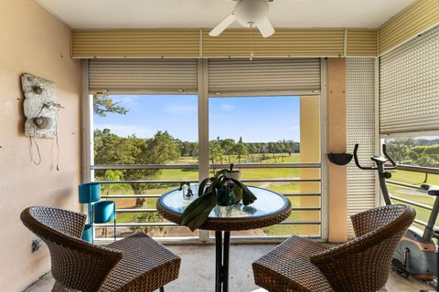 Tiny photo for 3654 Via Poinciana #504, Lake Worth, FL 33467 (MLS # B26002633)