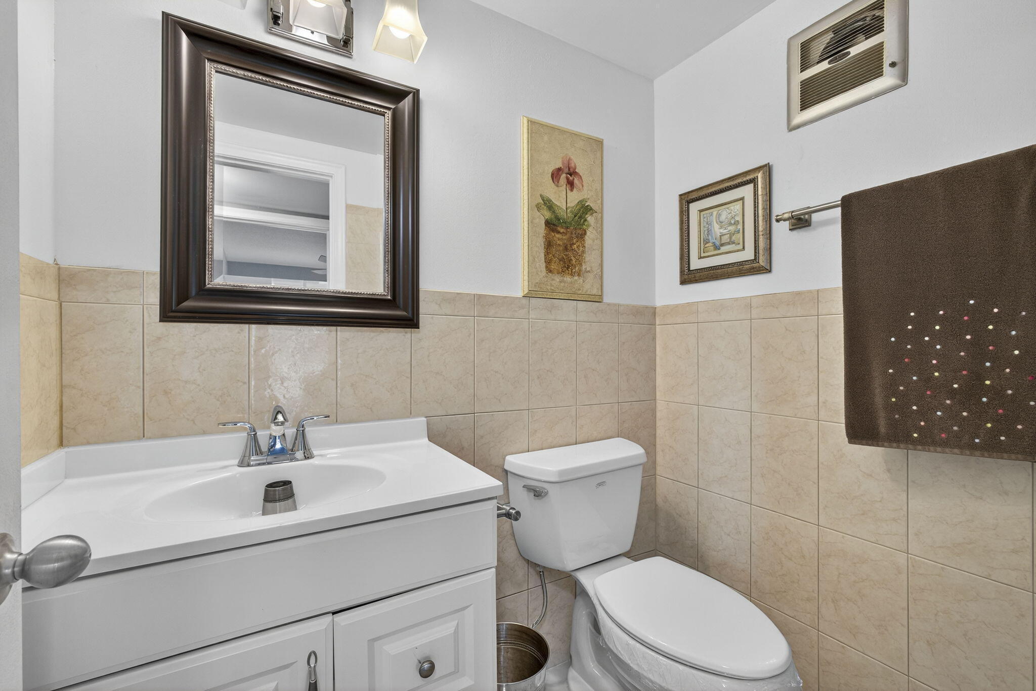 EASTHAMPTON CONDO - Residential