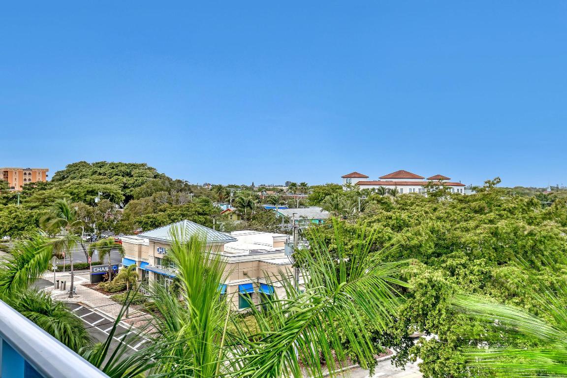 ONE LUXURY CONDO - Residential