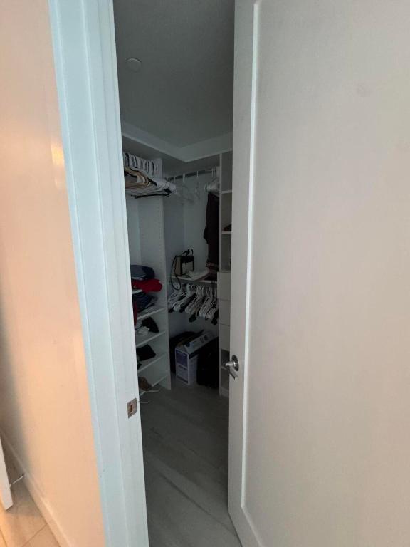 ONE LUXURY CONDO - Residential