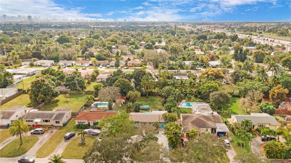 Hollywood Little Ranches - Residential