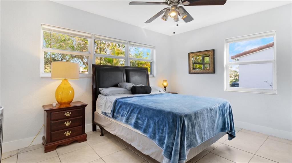Hollywood Little Ranches - Residential