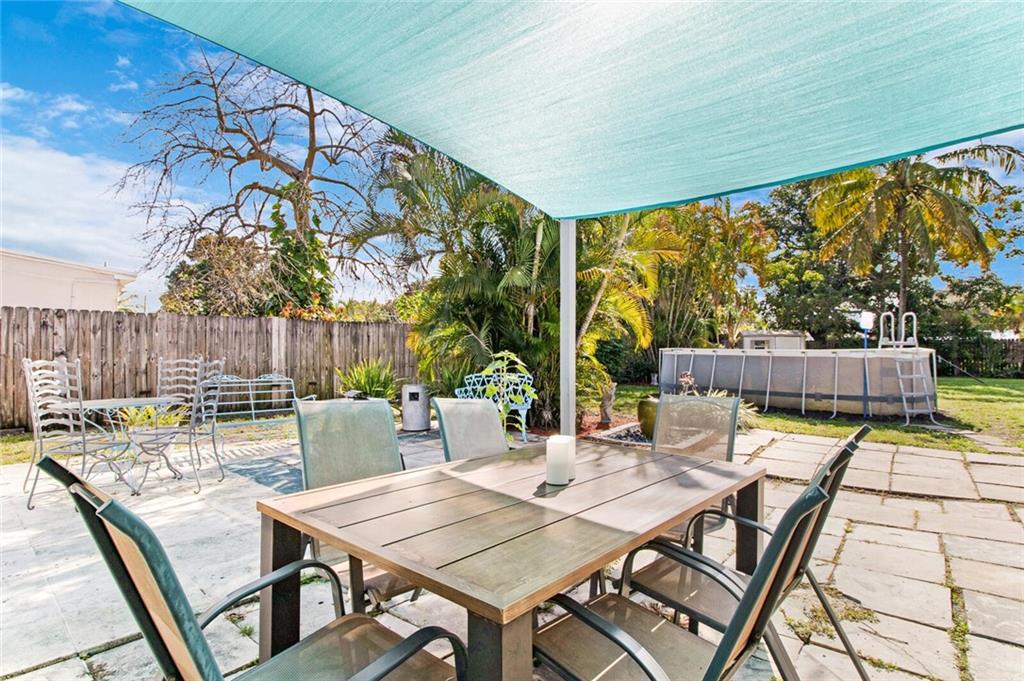 Hollywood Little Ranches - Residential