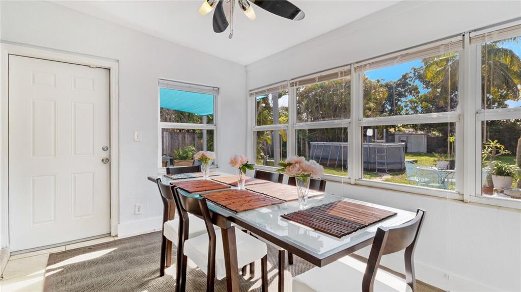 Hollywood Little Ranches - Residential