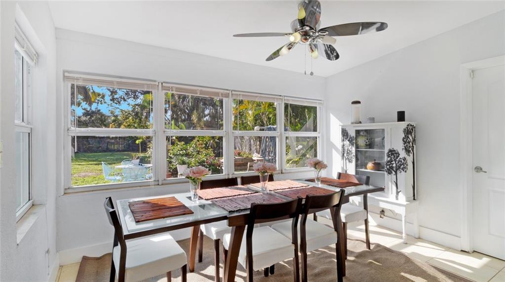 Hollywood Little Ranches - Residential