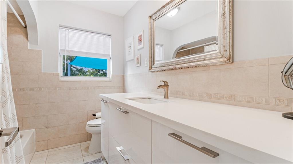 Hollywood Little Ranches - Residential