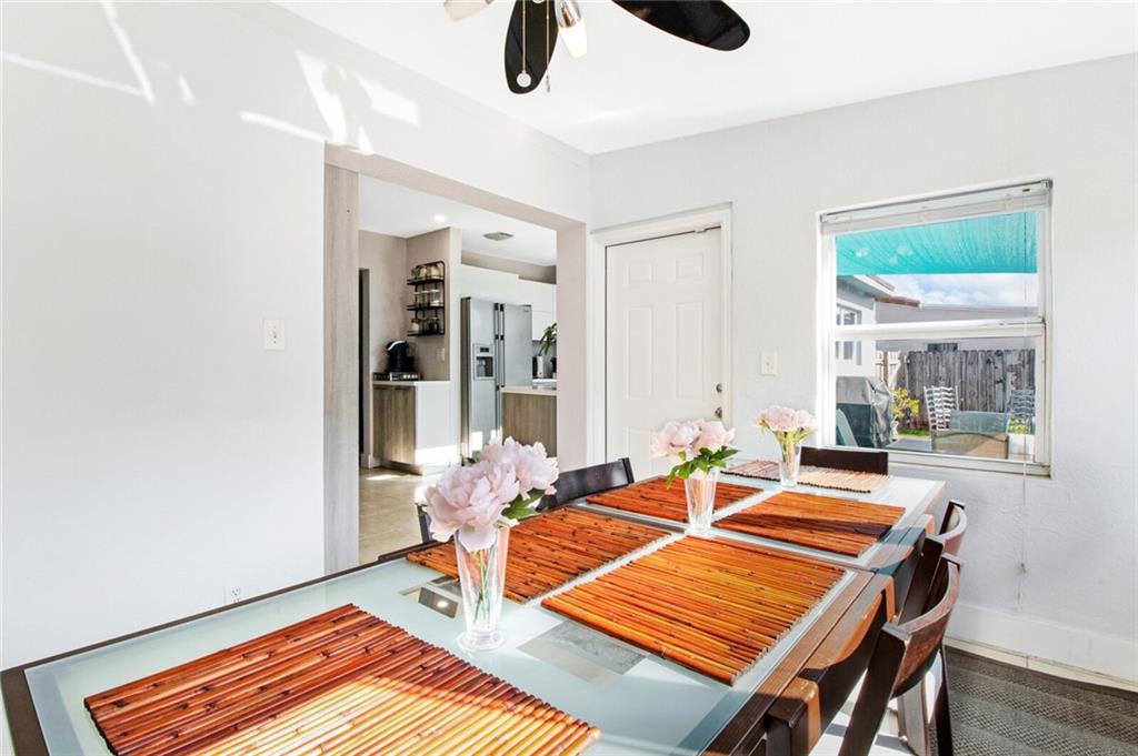 Hollywood Little Ranches - Residential