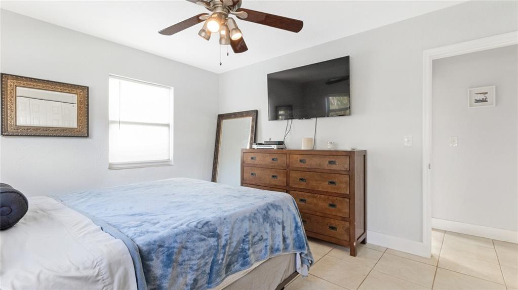 Hollywood Little Ranches - Residential