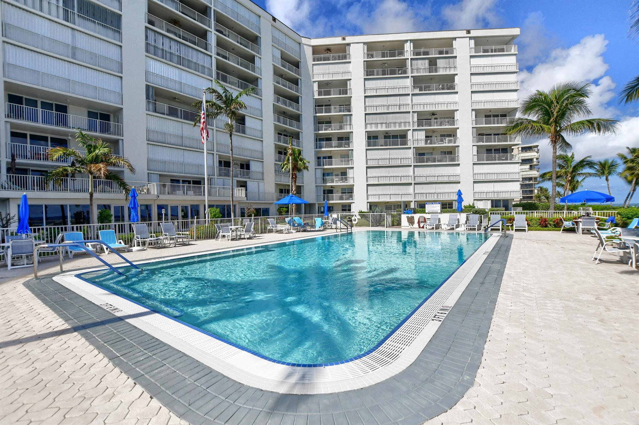 PENTHOUSE TOWERS CONDO - Residential