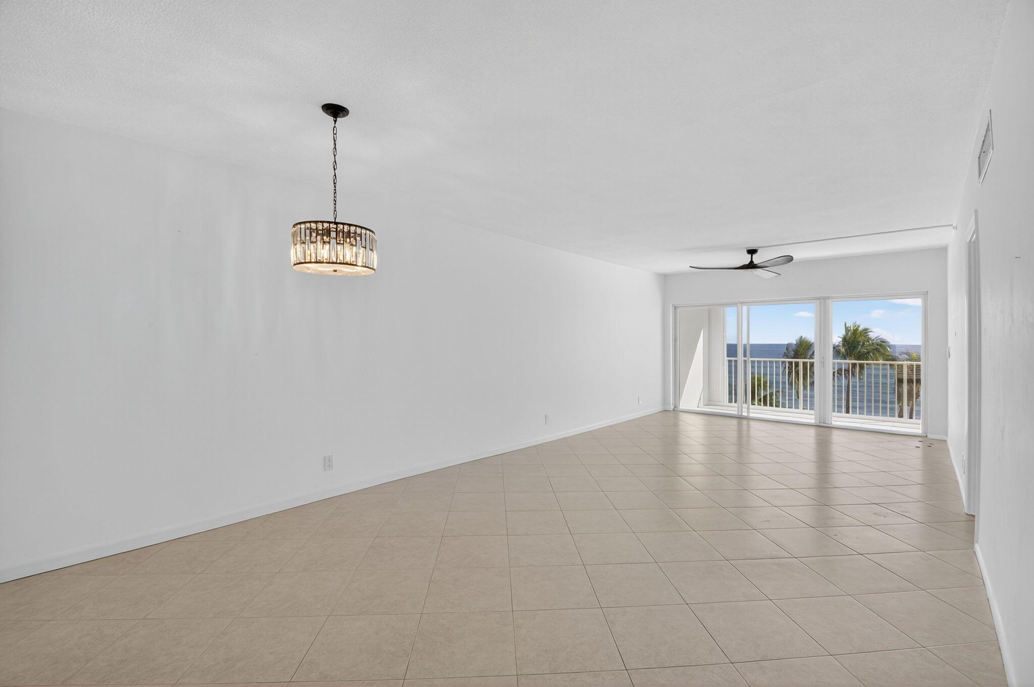 PENTHOUSE TOWERS CONDO - Residential