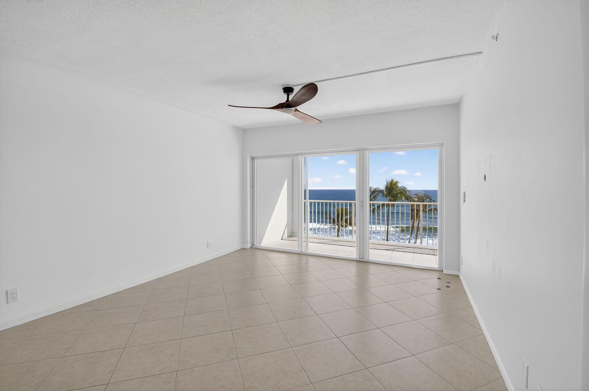 PENTHOUSE TOWERS CONDO - Residential