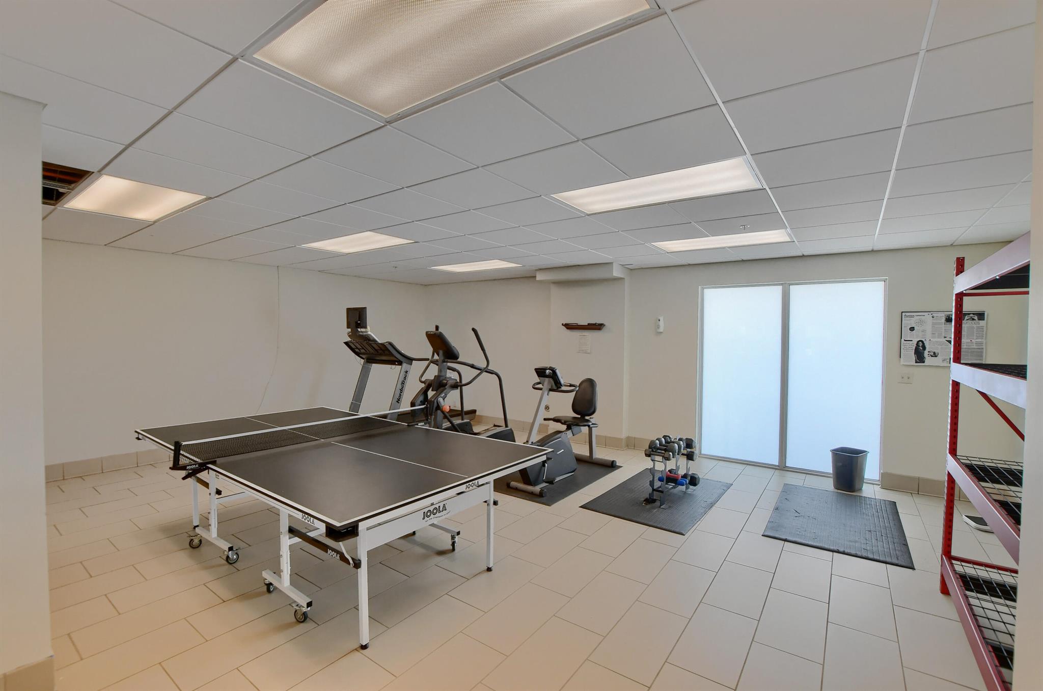 PENTHOUSE TOWERS CONDO - Residential